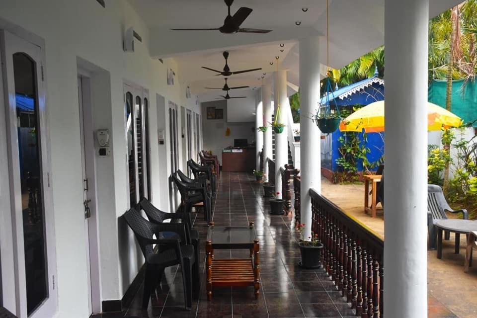 Sky Palace Beach Hotel Thiruvananthapuram Extérieur photo